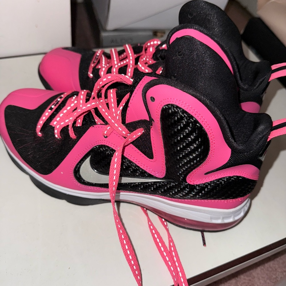 Nike Kids Sneakers Black and Pink